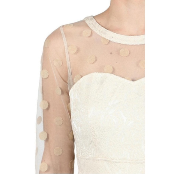 NWT Sweetheart Dot Fit & Flare Dress Cream - Picture 2 of 7